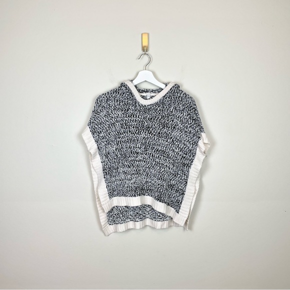 Ripzone Hooded Poncho Size Small - Picture 2 of 4